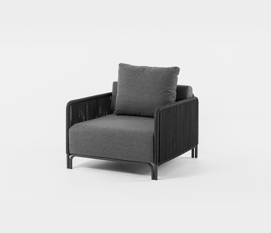 George Luxurious Armchair – Waterproof Comfort for All Seasons