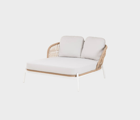 Coral Luxurious Daybed – Waterproof Comfort