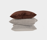 Famous Haus - Luxurious Velvet Pillow Cover Merlot – Cozy Elegance