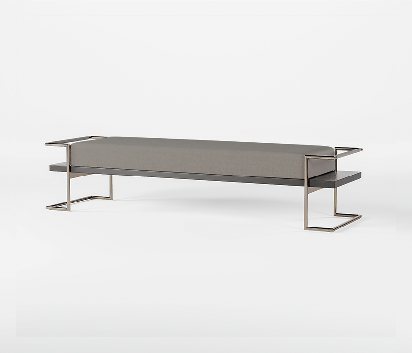 Famous Haus - Bench Legend – Brushed Metal Elegance